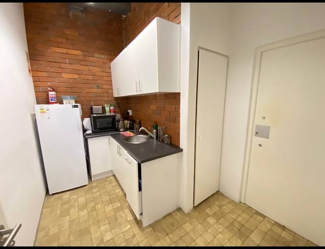 100M² OFFICE TO LET IN OBSERVATORY